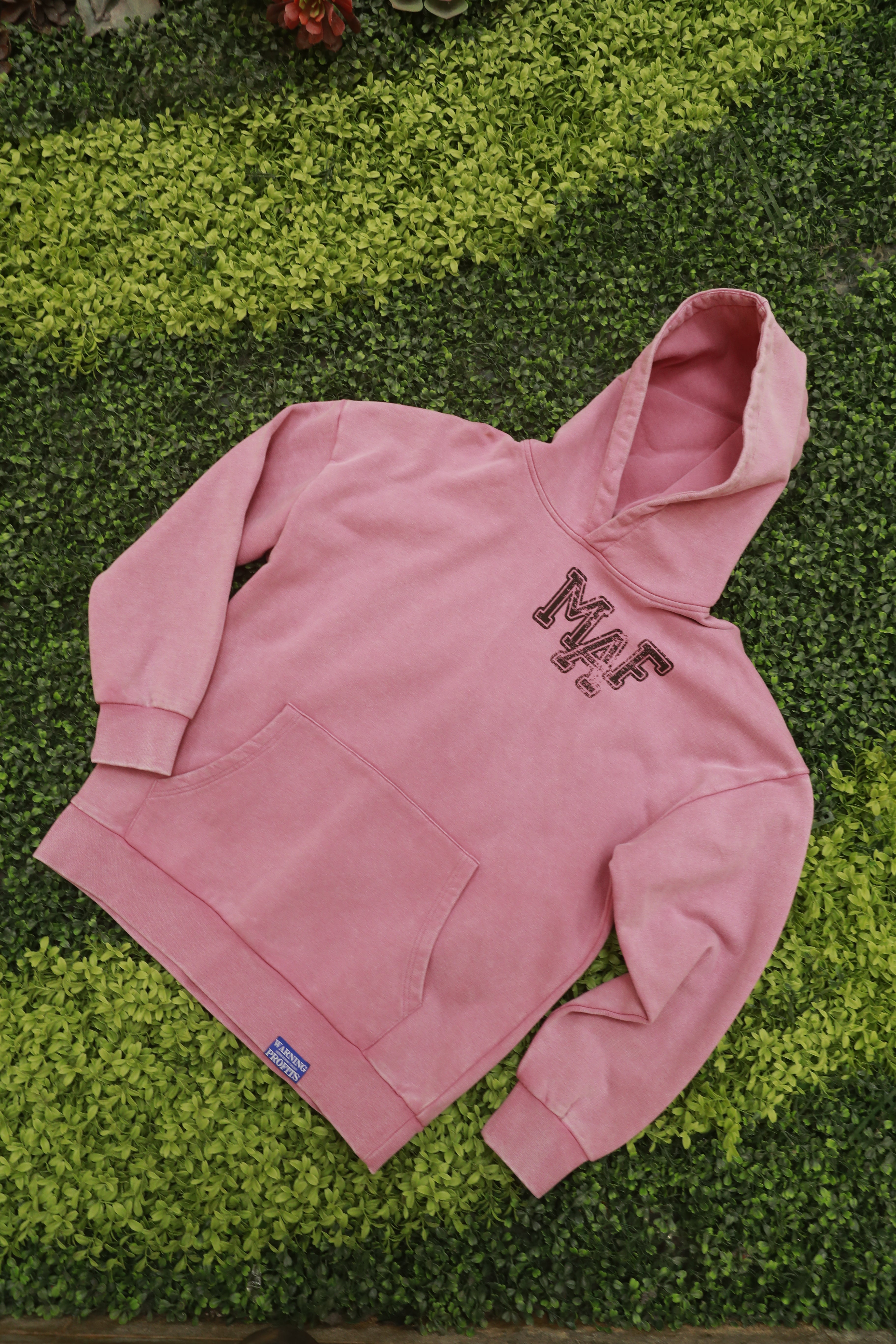 (PRE-ORDER) MNYXFXMLY Signature Hoodie Pink